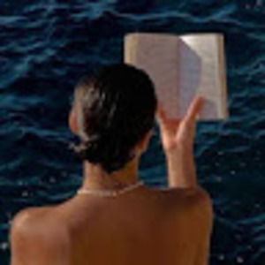 Meet your Posher, Stella